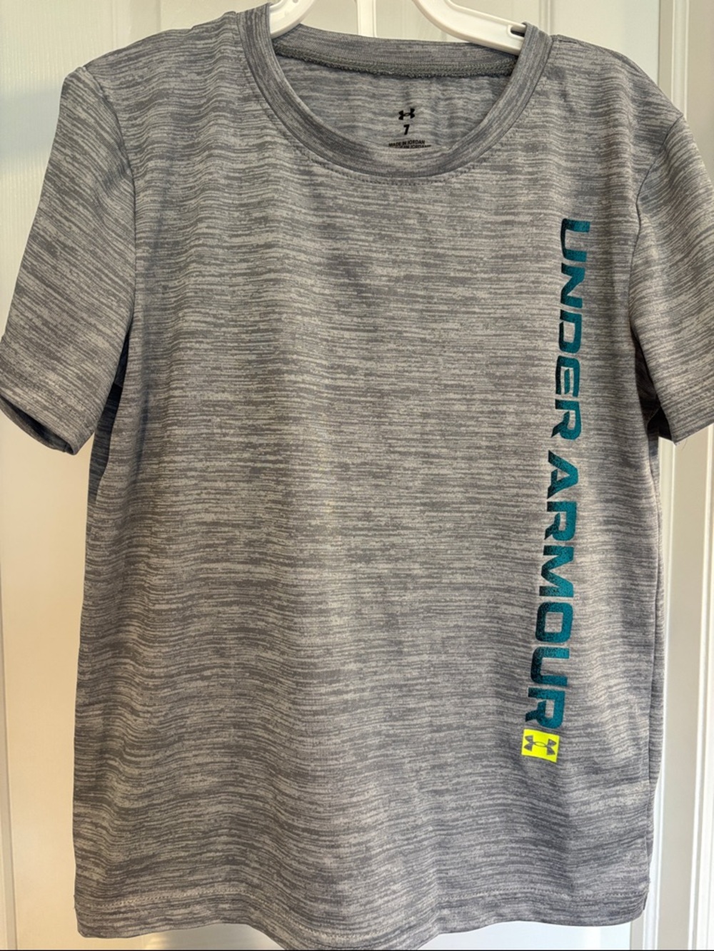Under Armour Gray Heather Short Sleeve Tee with Teal Vertical Logo